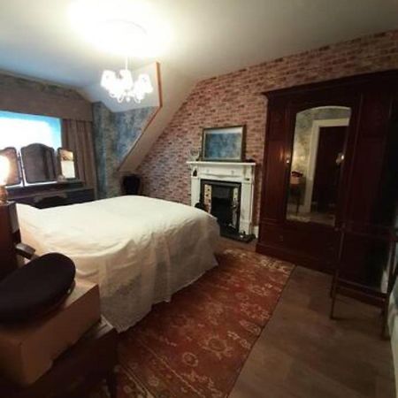 The Attic Apartment At Number 54 Ilfracombe Eksteriør bilde